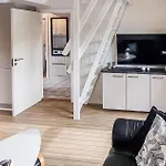 בית נופש 2 Bedroom Amazing In *