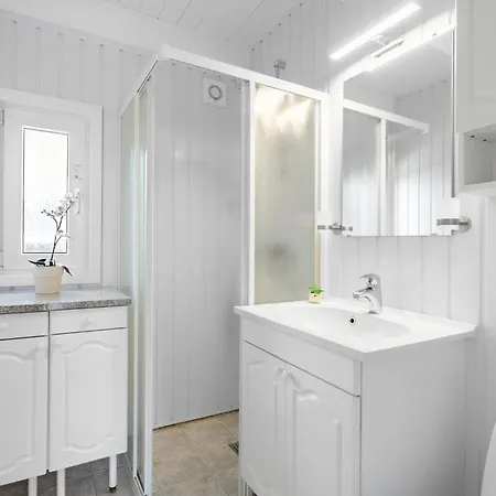 2 Bedroom Amazing In Nyaraló