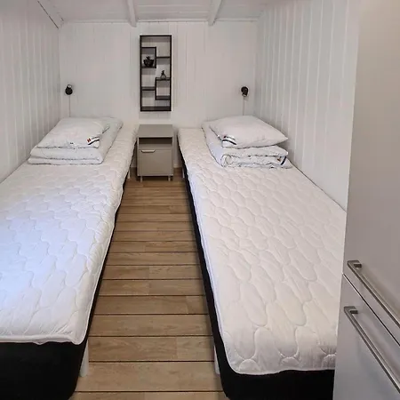 2 Bedroom Amazing In *