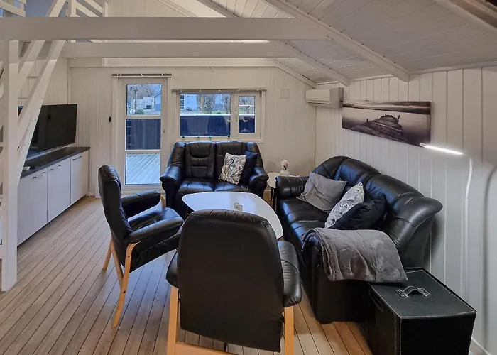 Holiday home 2 Bedroom Amazing In Hemmet